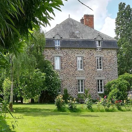 Le Presbytere De Saint Malon Exteriör bild