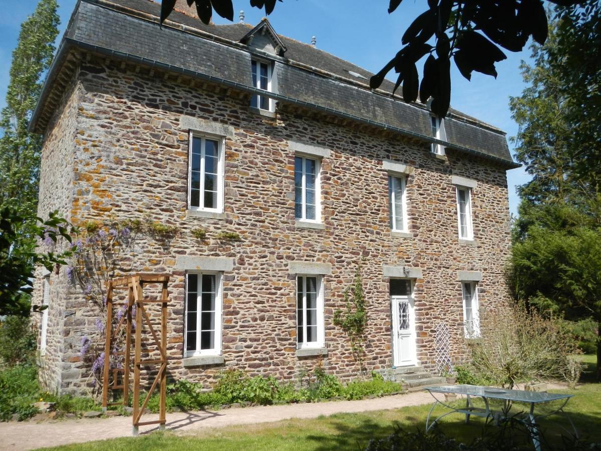 Le Presbytere De Saint Malon Exteriör bild